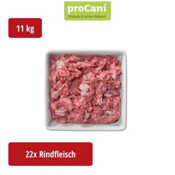 Verpacktes rohes Rindfleisch-Haustierfutter mit der Bezeichnung "proCani" und einem Foto einer Hundeschnauze, mit deutschem Text über die natürlichen Zutaten des Produkts.