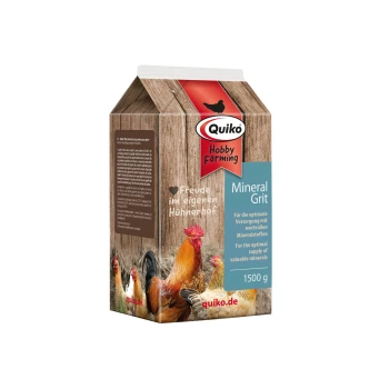 Emballage de Quiko Hobby Farming Mineral Grit avec un design en bois, détaillant l'apport minéral optimal pour les poules, 1500 g.