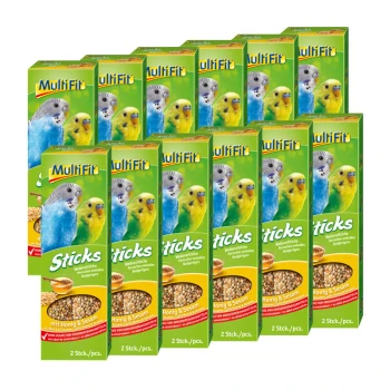 Wystawa 12 pudełek przysmaków dla ptaków Multifit, z kolorowymi papużkami na opakowaniu, oznaczonymi jako "Sticks" z miodem i sezamem.