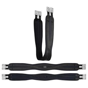 Drei schwarze Pferdegurtungen mit Edelstahl-Schnallen, die verschiedene Designs und Texturen aufweisen, auf einem weißen Hintergrund präsentiert.