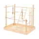 Houten speelgym voor huisdieren met ladders, schommels en klimstangen, ontworpen voor kleine dieren om te oefenen en te spelen.