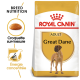 Sac de nourriture pour chiens adultes Royal Canin Great Dane avec une image de chien Great Dane, avec un texte mettant en avant la nutrition de la race et l'énergie concentrée.