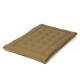 Ein plüschiges, rechteckiges Haustierbett in warmem Beige, mit einem gesteppten Design für Komfort, auf einem weißen Hintergrund platziert.