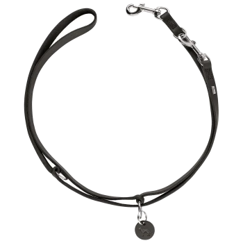 Schwarze Lederhundeleine mit Metall-Drehkarabiner, Handschlaufe und rundem Anhänger mit gestempelter Hundesilhouette; kein sichtbarer Text