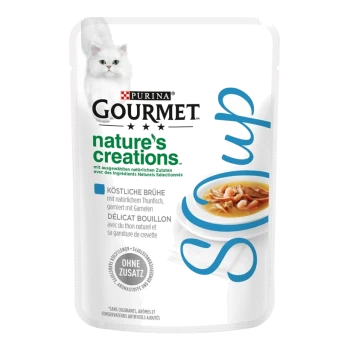 Sachet de nourriture pour chat Purina Gourmet Nature's Creations avec un chat blanc, mettant en avant "bouillon délicieux" et "thon naturel avec crevettes."