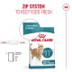 Royal Canin Senior Cats 11+ dry food bag with zip system to keep food fresh, for cats over 11 years old.