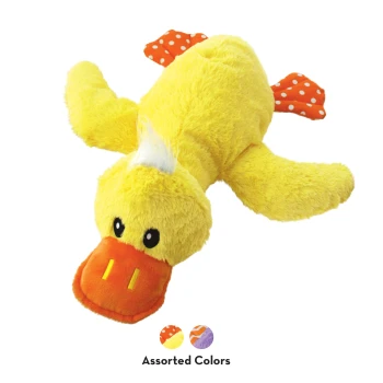 Jouet pour chien en peluche en forme de canard jaune avec bec orange, pattes à pois et touffe blanche ; texte "Couleurs assorties" en dessous.