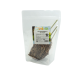 Eine durchsichtige Plastiktüte mit Sorghum-Sticks für Haustiere, beschriftet mit "Sorghum Schneeweiß", mit einem bunten, naturthemen Hintergrund und Produktdetails.