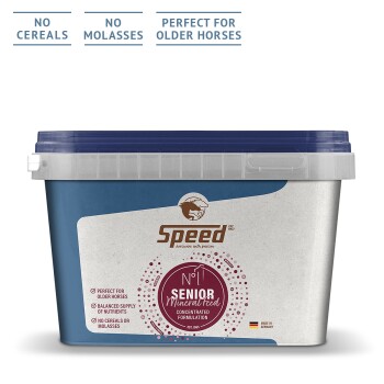 Behälter mit Speed Senior Mineralfutter für ältere Pferde, mit dem Text: "Keine Getreide, kein Melasse, perfekt für ältere Pferde."