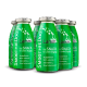 Grüne Smoothie-Flaschen mit der Aufschrift "SmoothieDog" und "Lamm" sowie "Der SNACK für jeden Hund", die Zutaten wie Superfoods und Kräuter enthalten.