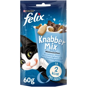Emballage de friandises pour chats Felix Knabber Mix avec un chat noir et blanc joueur, avec un texte mettant en avant "2 kcal par snack" et "60g".