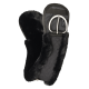 Schwarzes Reitsattelpad mit Kunstfellfutter und einem Metall-D-Ring, mit einem gesteppten Design und dem Logo "EQUINATE."