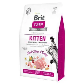 Brit Care Kitten Katzenfutterbeutel mit frischem Huhn und Truthahn, das gesundes Wachstum und Entwicklung für Kätzchen fördert.
