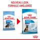 Comparaison d'emballage de nourriture pour chiots Royal Canin, présentant "MAXI" pour les chiens de 26 à 44 kg, avec le texte "NOUVEAU LOOK, FORMULE AMELIORÉE."