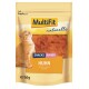Eine Packung MultiFit Katzensnacks mit einer orangefarbenen Tabby-Katze auf der Vorderseite, mit dem Text "SNACKS JUNIOR HUHN" und "poulet - pollo - chicken."