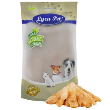 Kaninchenohren 1 kg Lyra Pet Hundeleckerlis Verpackung mit einem beigen Design und Bildern eines Hundes, einer Katze und einem kleinen Hund, sowie einem Haufen Leckerlis davor.