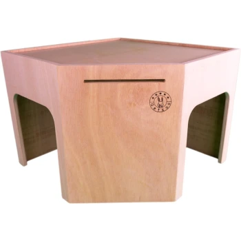 Holzbehälter zur Aufbewahrung von Haustierfutter in hexagonaler Form, mit einem Schlitz für einfachen Zugang und einem "Getzoo"-Logo.