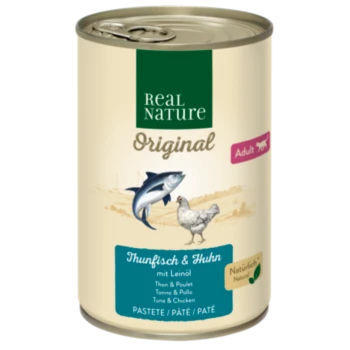 Karma w puszce oznaczona "Real Nature Original" z tuńczykiem i kurczakiem, z niebieską etykietą mówiącą "Thunfisch & Huhn" oraz "mit Leinöl."