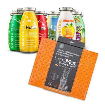 Bunte "SmoothieDog" Smoothie-Flaschen mit Geschmacksrichtungen wie "Huhn" und "Immunio," plus ein LickiMat Buddy zur Stressbewältigung für Hunde.