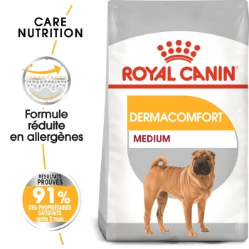 Sac de nourriture pour chiens Royal Canin Dermacomfort Medium mettant en vedette un chien Shar Pei, avec un texte soulignant la réduction des allergènes et 91 % de satisfaction des propriétaires.