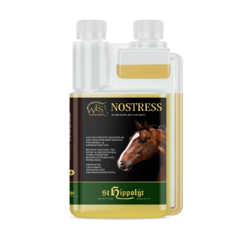 Flasche des Pferdeergänzungsmittels "Nostress" mit dem Gesicht eines Pferdes, mit Text, der Magnesium und pflanzliche Bestandteile für Muskel- und Nervenfunktionen hervorhebt.