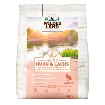 Wildes Land Tierfutterbeutel: 'Adult Huhn & Lachs' mit Gemüse und Wildkräutern, 400 g, Katzen-Symbol.