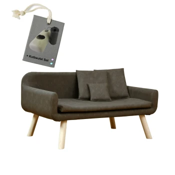 Ein modernes, dunkelbraunes Haustiersofa mit Holzbeinen und drei Kissen, begleitet von einem Etikett, das ein Set mit Hundekotbeuteln zeigt.