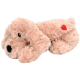 Jouet pour chien en peluche doux de couleur rose clair avec des yeux noirs et un cœur rouge sur le côté, idéal pour le temps de jeu des animaux de compagnie.