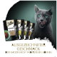 Eine graue Katze leckt sich die Lippen vor vier Sheba Katzenfutterbeuteln mit dem Text "Ausgezeichneter Geschmack."