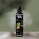Schwarze Sprühflasche mit der Aufschrift "ALPHAZOO Beauty" und dem Produktnamen "FELLIEBE", mit Illustrationen von Mandeln und Aloe Vera, 200 ml.