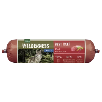 Rolle Real Nature Wilderness Adult Haustierfutter, Etikett "Best Beef", Wolfsfoto, Rindfleischbild und Text "70%/30%/0%".
