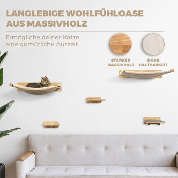 Eine Katze liegt auf einer Wandhängematte aus massivem Holz. Der Text hebt Haltbarkeit und Komfort hervor. Ein helles Sofa steht darunter.