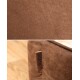 Nahaufnahme eines weichen braunen Haustierbettes mit sichtbarem "lionto"-Etikett, das seine plüschige Textur und sein gemütliches Design zeigt.