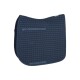 Marineblaue, gesteppten Sattelunterlage mit zwei Riemen zur Befestigung, mit einem strukturierten Muster und einer abgerundeten Form.