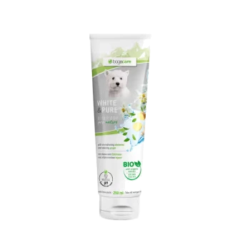 Tube mit White & Pure Hundeshampoo, das einen weißen Hund auf der Vorderseite zeigt, mit Zutaten wie Ingwer und einer pH-neutralen Formel, 250 ml.