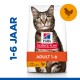 Hill's Science Plan kattenvoerzak met een tabby kat, gelabeld 'Volwassen 1-6' en 'met Kip', door dierenartsen aanbevolen.