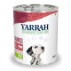 Boîte de nourriture pour chien biologique Yarrah avec un Dalmatien, étiquetée 'Chunks with Beef and Tomato,' 820g, avec certification bio-organique.