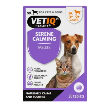 Packaging for VETIQ Serene-UM Calming Tablets, featuring a brown and white dog, with text highlighting benefits for anxiety and phobias.