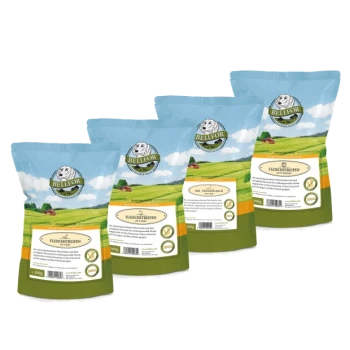 Vier Tüten BELLFOR-Haustierleckerlis, beschriftet mit 'FLEISCHSTREIFEN', mit einem malerischen Landschaftshintergrund und Nährwertinformationen.