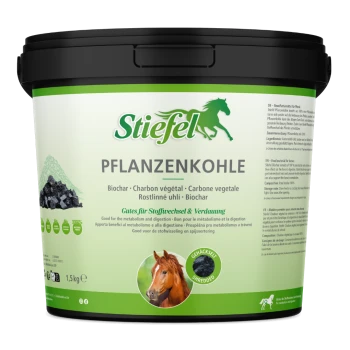 Schwarzer Behälter von Stiefel Pflanzen-Kohle für Pferde, zeigt ein Pferdebild und Details zu seinem reinen Biochar-Gehalt und den Vorteilen.