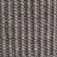 Nahaufnahme eines strukturierten, gewebten Stoffes in Grautönen, der komplizierte Muster und Fasern zeigt.