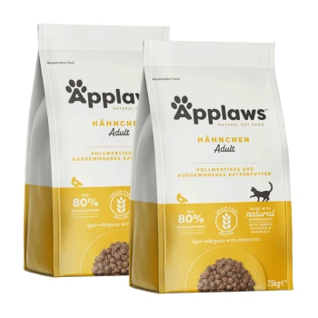 Zwei Beutel Applaws Naturkatzenfutter mit der Bezeichnung "Hähnchen Adult", mit einem getreidefreien Rezept mit 80% tierischem Protein.