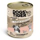 Dosen-Hundefutter, beschriftet mit 'DOGS'n TIGER', mit der Geschmacksrichtung 'SONNTAGSJÄGER' mit Wild und Geflügel, 61% Fleischanteil, geeignet für erwachsene Hunde.