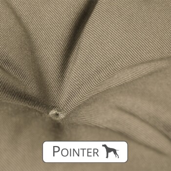 Nahaufnahme eines strukturierten, beigen Stoffes mit einem Knopf in der Mitte, beschriftet mit "POINTER" und einer Silhouette eines Hundes.