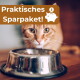 Orange-getigerte Katze frisst aus einem Edelstahlnapf; Overlay-Banner zeigt 'Praktisches Sparpaket!' mit Sparschwein-Icon.