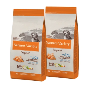 Nature‘s Variety Original No Grain z łososiem bez ości Dwie torby karmy dla psów Nature's Variety Original, z formułą na bazie łososia, z odkostnioną rybą jako głównym składnikiem.