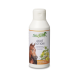 Flasche Stiefel Akut Lotion für Pferde, mit einer Pferdeillustration, mit Text, der es als Hautpflegebalsam mit Brennnessel und Johanniskraut angibt.