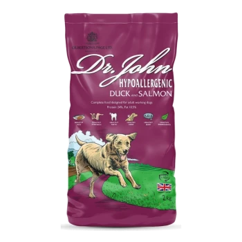 Dr. John Hypoallergenisches Enten- und Lachs-Hundefutter, 12,5 kg Tüte, mit einer Hundillustration, mit 24% Protein und 10,5% Fett.