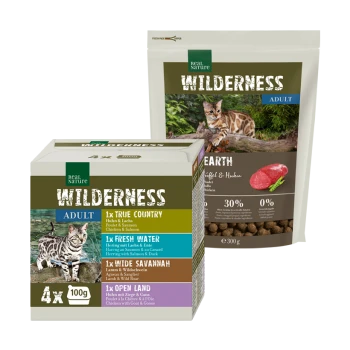 Verpackung von Wilderness Katzenfutter: Box mit vier 100g 'Erwachsenen'-Portionen (Geschmäcker: 'True Country', 'Fresh Water') und einem 'Earth'-Beutel mit 30% Protein.