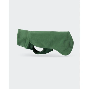 Grüner Fleece-Hundemantel mit hohem Kragen und Armausschnitten, entworfen für Wärme und Komfort.